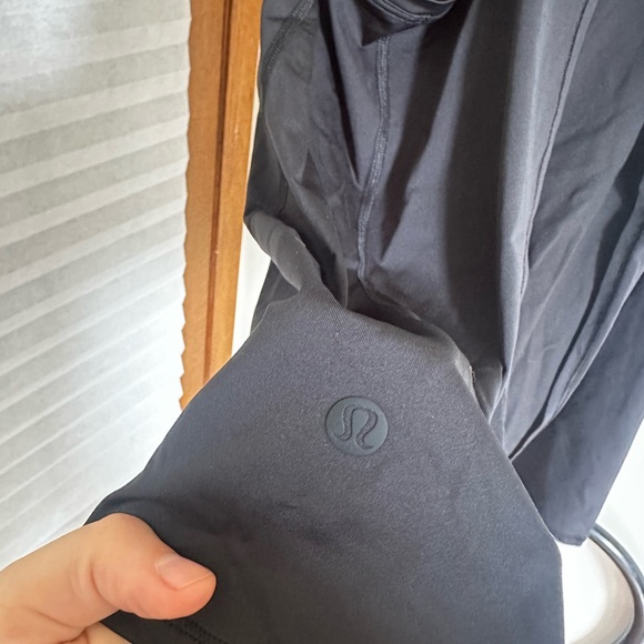 Lululemon Open Ends Tank Top - Picture 4 of 4